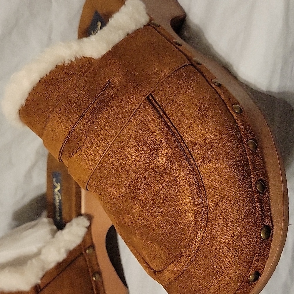 Natural Reflections Women's Platform Clog Brown Suede  with Sherpa Lining Size 9 - Picture 3 of 4